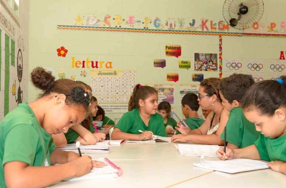 teacher with students in a classroom at cbc